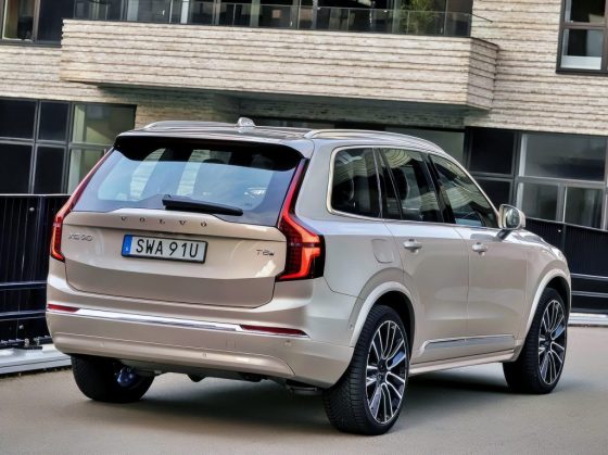 Volvo XC90 T8 eAWD Ultra 2 Volvo XC90 T8 eAWD Ultra 2