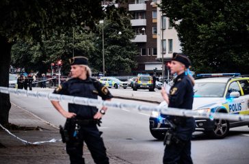 Polis