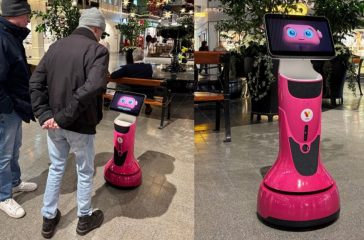 Robot i köpcentrum