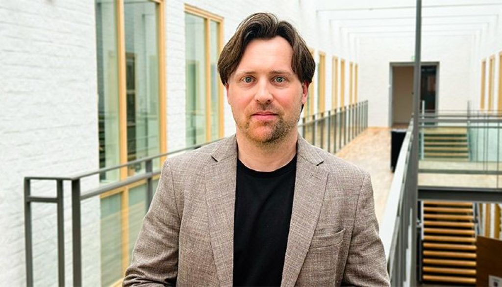 590d979f-711a-416e-8abe-70b094dc5fc7-w_960