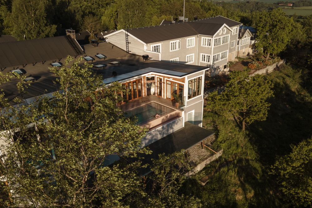 The Lodge